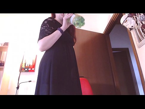 ❤️ Un escravo sumiso que adora as bragas sucias e deliciosas vese obrigado a masturbarse despois de ver este vídeo! ️  Sexo a nós gl.yh9n.top ☑