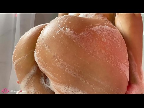 ❤️ Morena masturba o coño cun vibrador ata un orgasmo intenso na ducha ️  Sexo a nós gl.yh9n.top ☑