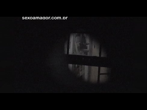 ❤️ Blondie é gravada en segredo por un voyeur do barrio escondido detrás de ladrillos ocos ️  Sexo a nós gl.yh9n.top ☑