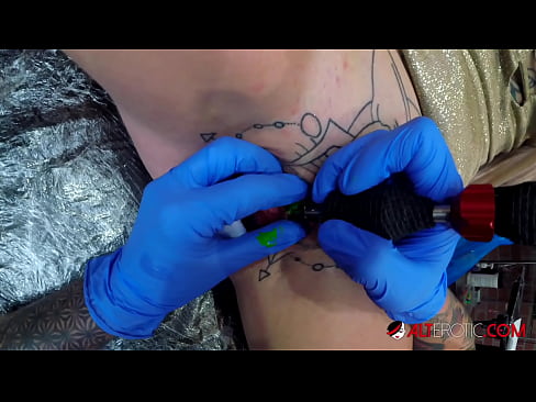 ❤️ Sully Savage, moi tatuada, tatuouse no clítoris ️  Sexo a nós gl.yh9n.top ☑